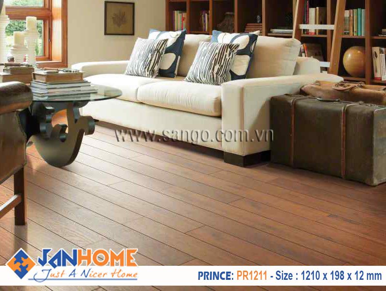 Thi công sàn gỗ Prince PR1211 phòng khách biệt thự cao cấp